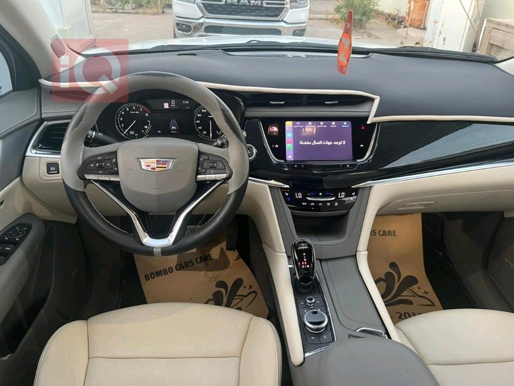 کادیلاک XT6